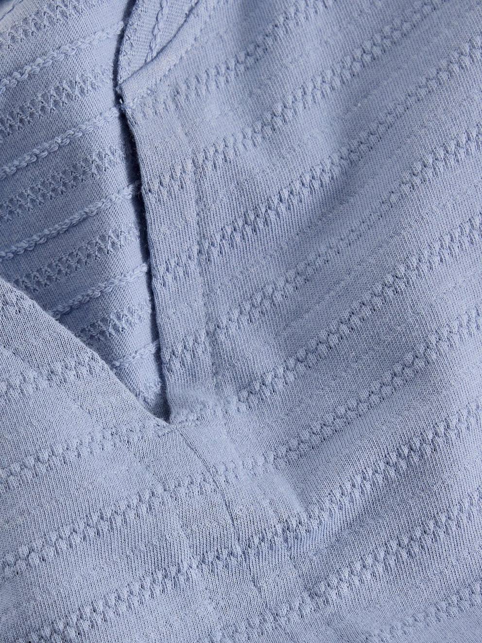 Nelly Notch Texture Tee