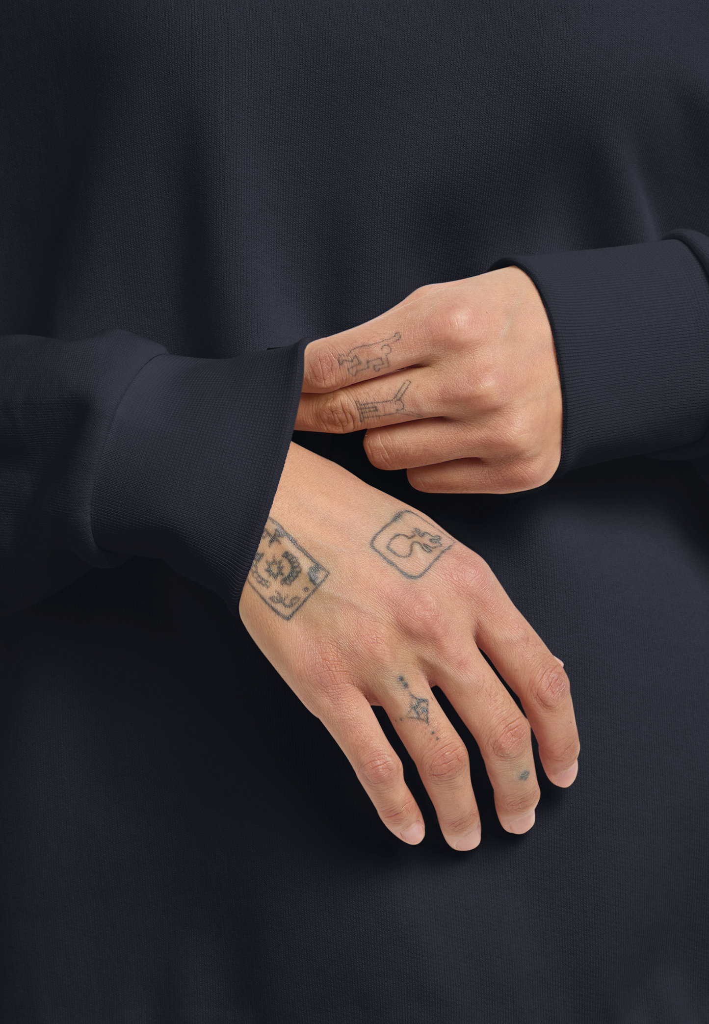 ESSENTIAL CREWNECK W