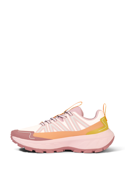 WILD HIKE LOW W