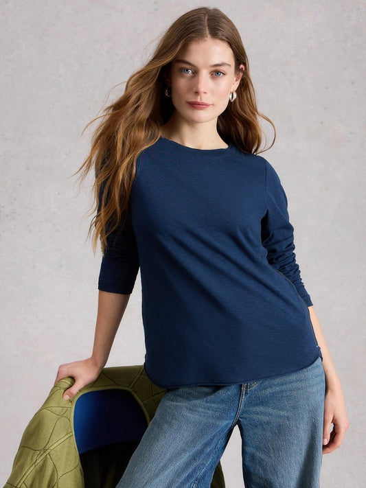 Clara Ls Tee