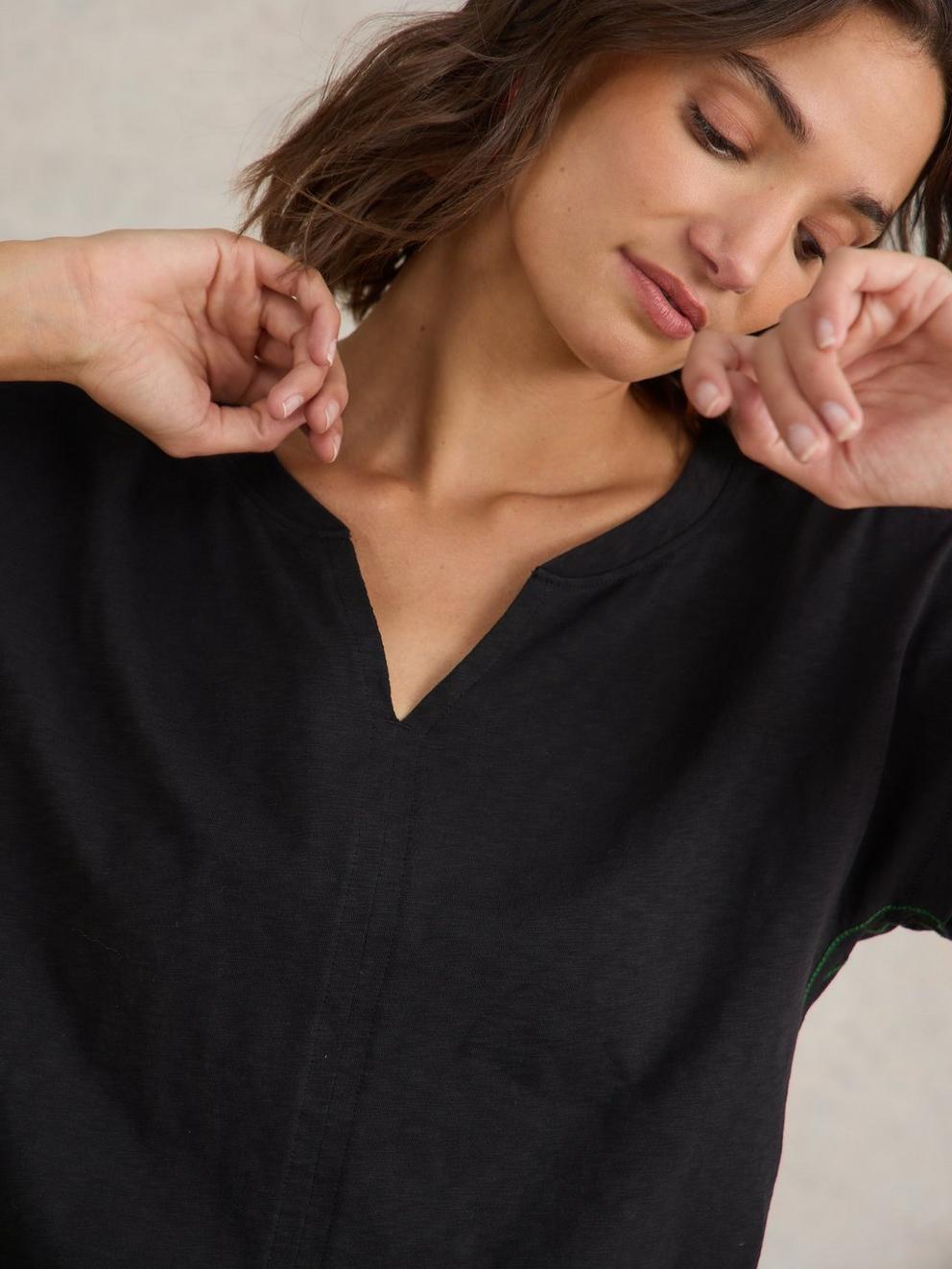 Nelly Cotton Notch Neck Tee