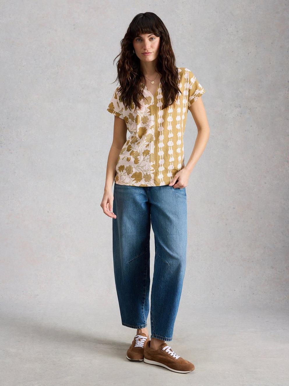 Nelly Notch Neck Print T-Shirt