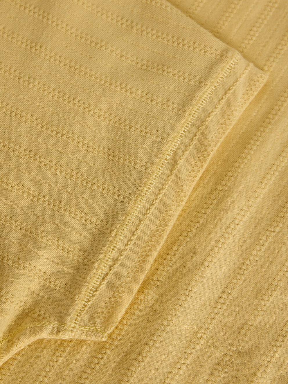 Nelly Notch Texture Tee