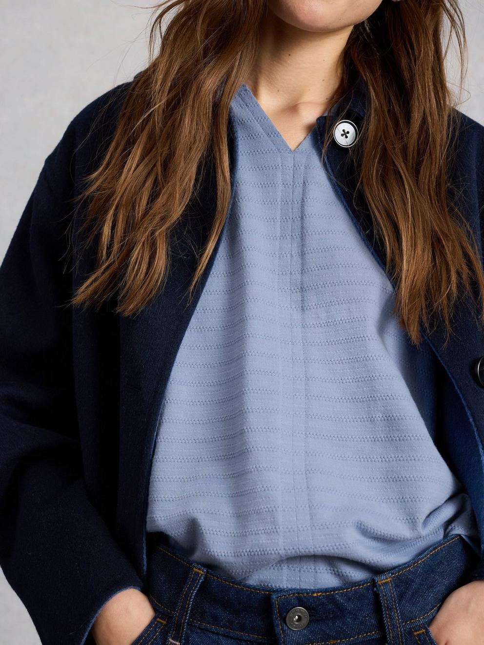 Nelly Notch Texture Tee