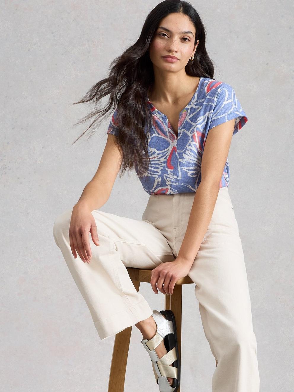 Nelly Cotton Notch Neck T-Shirt