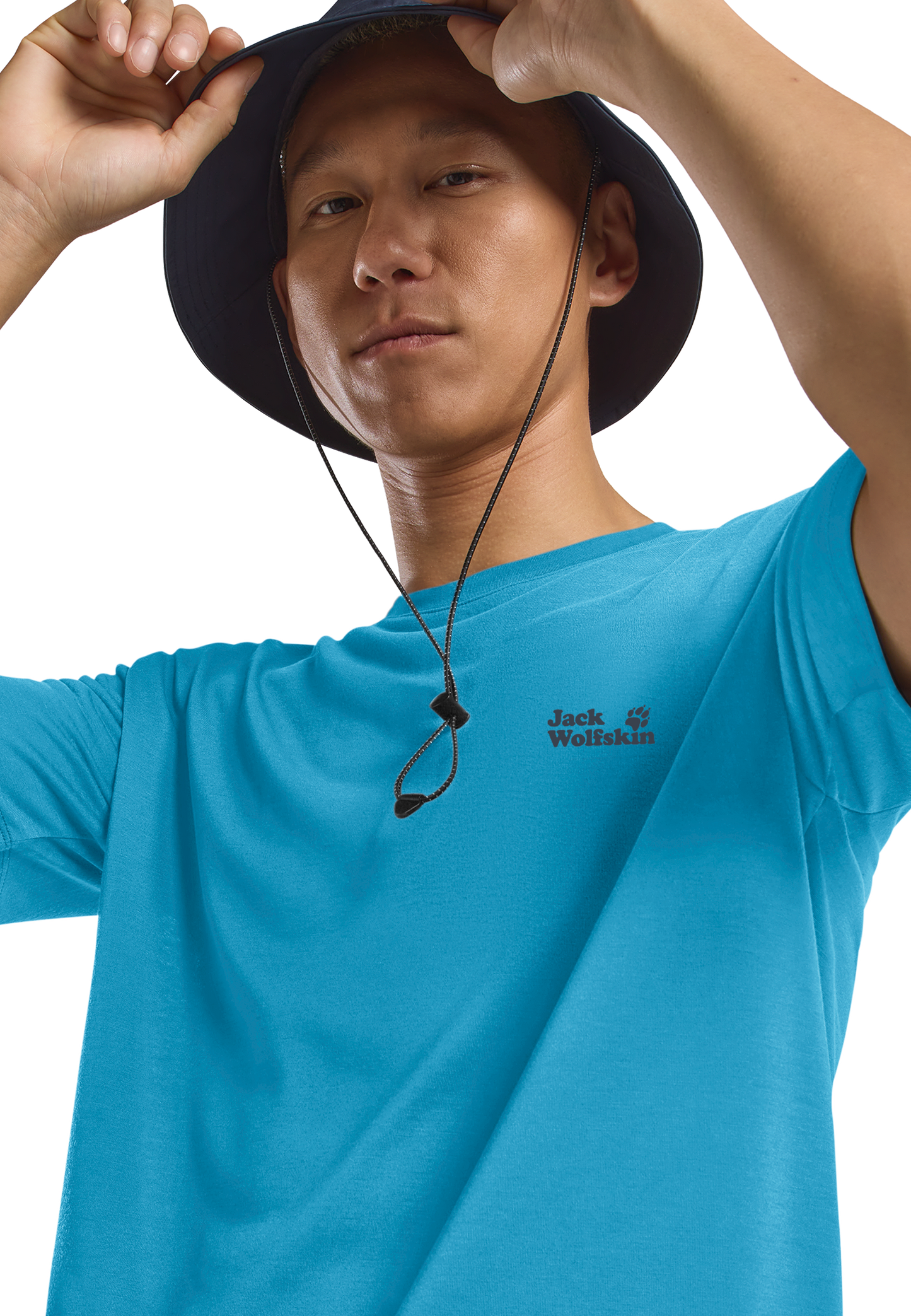 VONNAN GRAPHIC T M