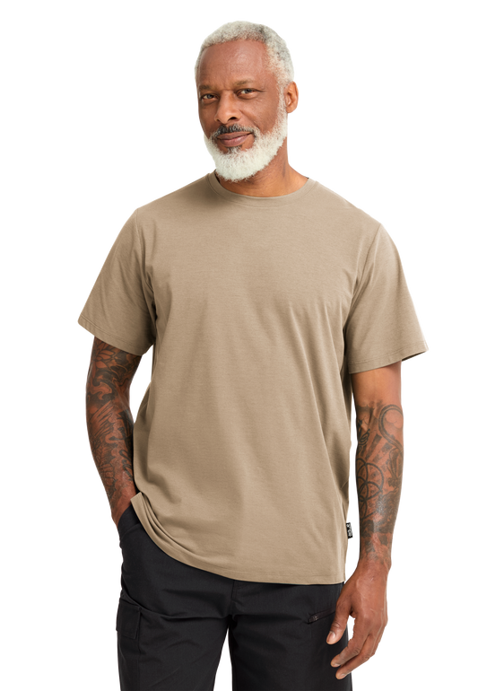 TRAVEL T M